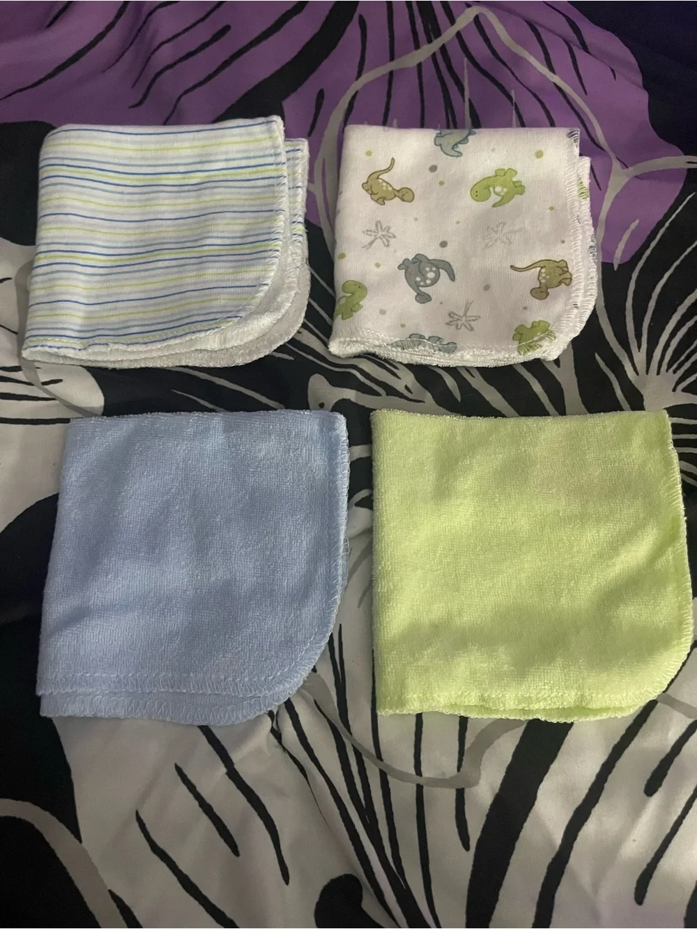 Blue Dinosaur Baby Hooded Towel with 4pc Face/Body Towels